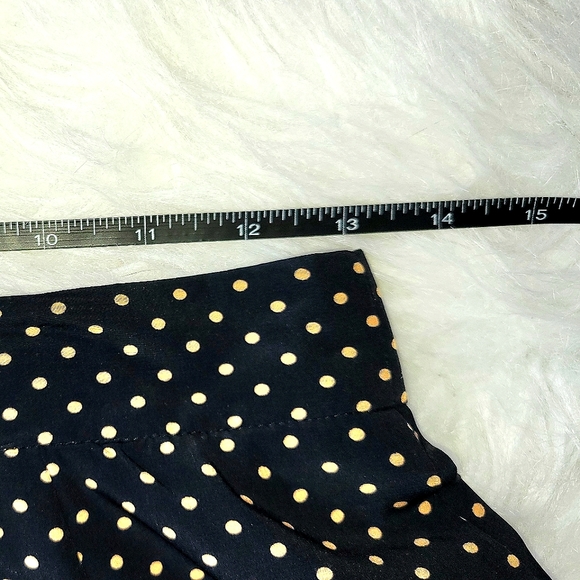 NWOT! FOREVER 21 Skater Skirt - Picture 7 of 8